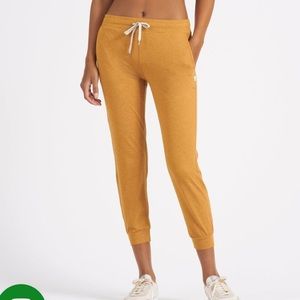 Vuori Performance Jogger Flax Heather NWT XS